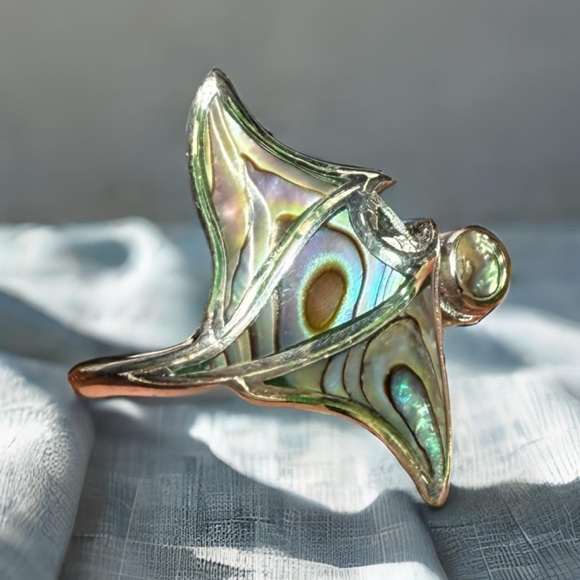 Sterling Silver Manta Ray Hawaiian Hahalua Abalone Paua Shell Ring size 10.50” - Picture 3 of 4